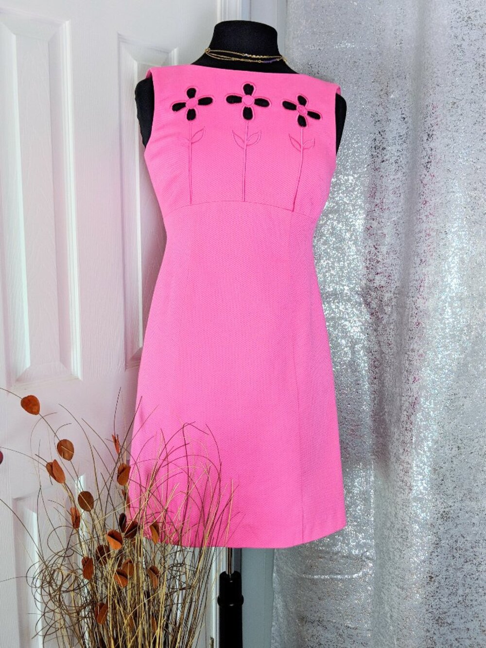 *LAUNDRY by Shelli Segal Pink Fit Dress Sz 4